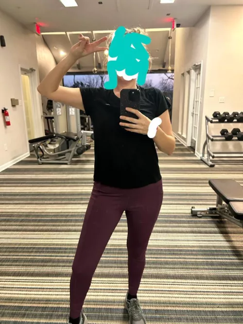 40min indoor cycling (f)