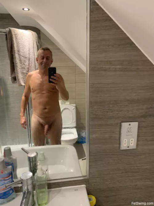 50MPetersfield 4 F who wants a load or meet ?