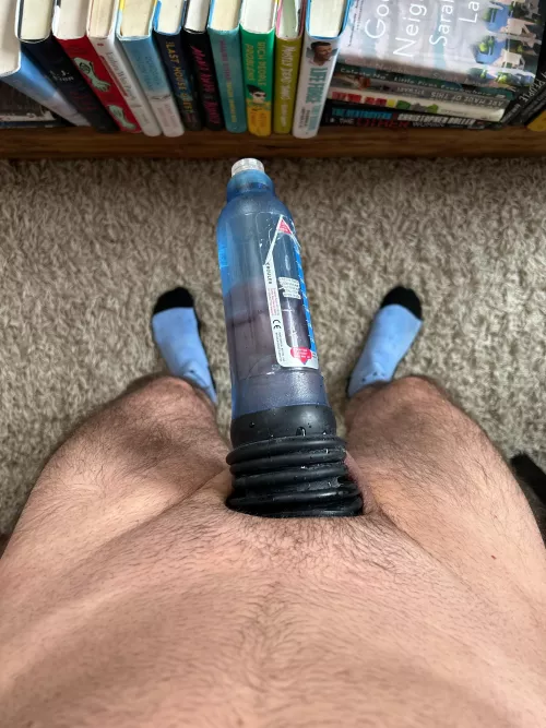 Broke out the bathmate - anyone pumping! Dm me