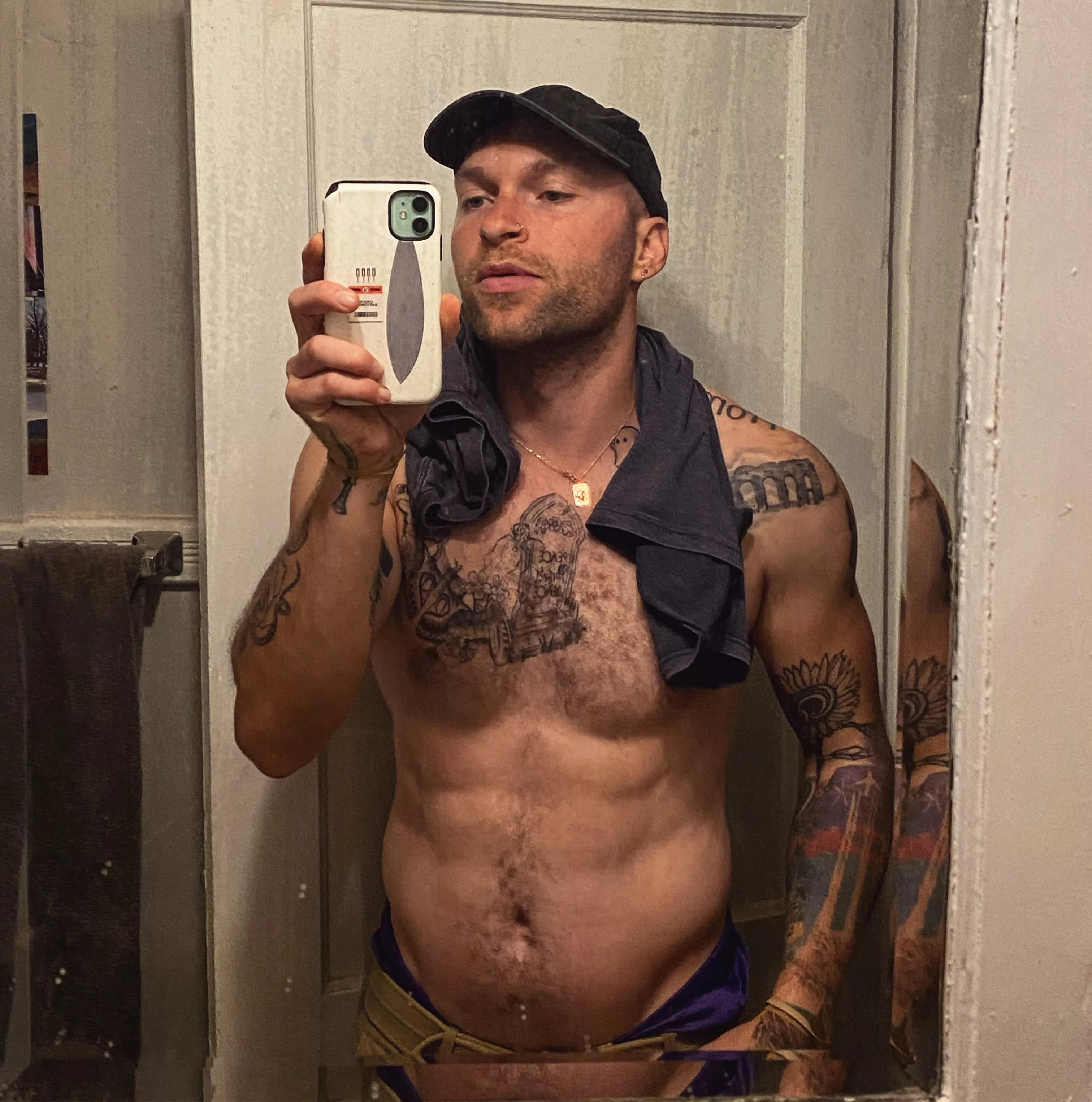 come hang out with me? ;)