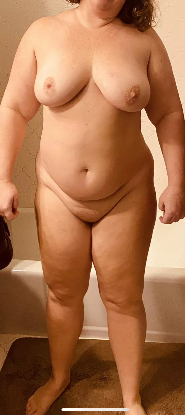 F 45, 212lbs, 5’7”. Ready to see what the weekend brings for the hubby and I. Stuck at my current weight!