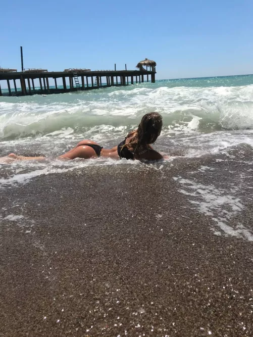 [F] I feel fucking beautiful