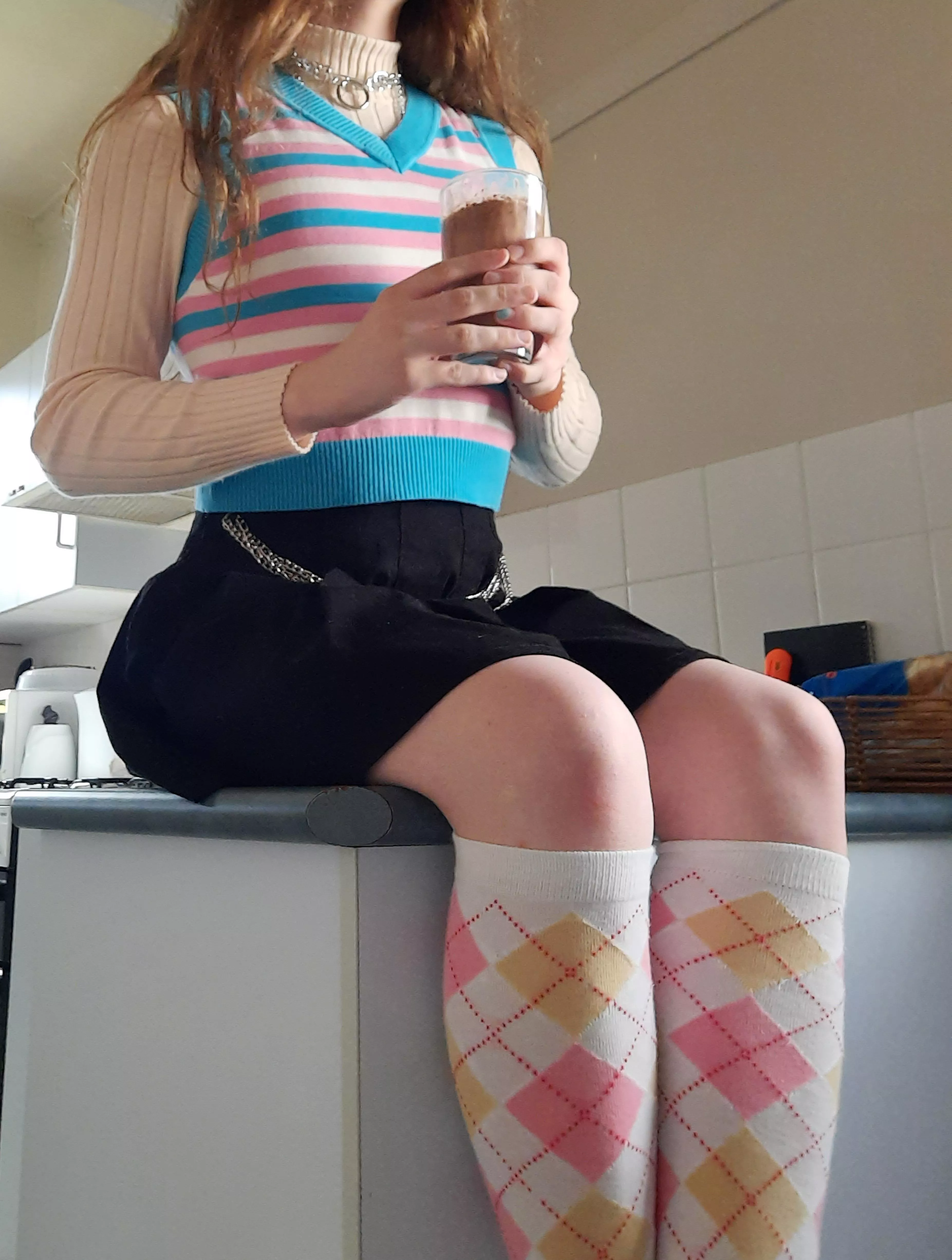 femboy with her choccy milk ^-^