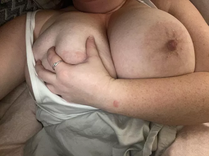 (F)my hands are too small…can you help?