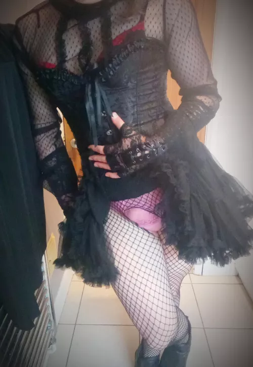 Giving you a little sneak peak.... 😜🍆