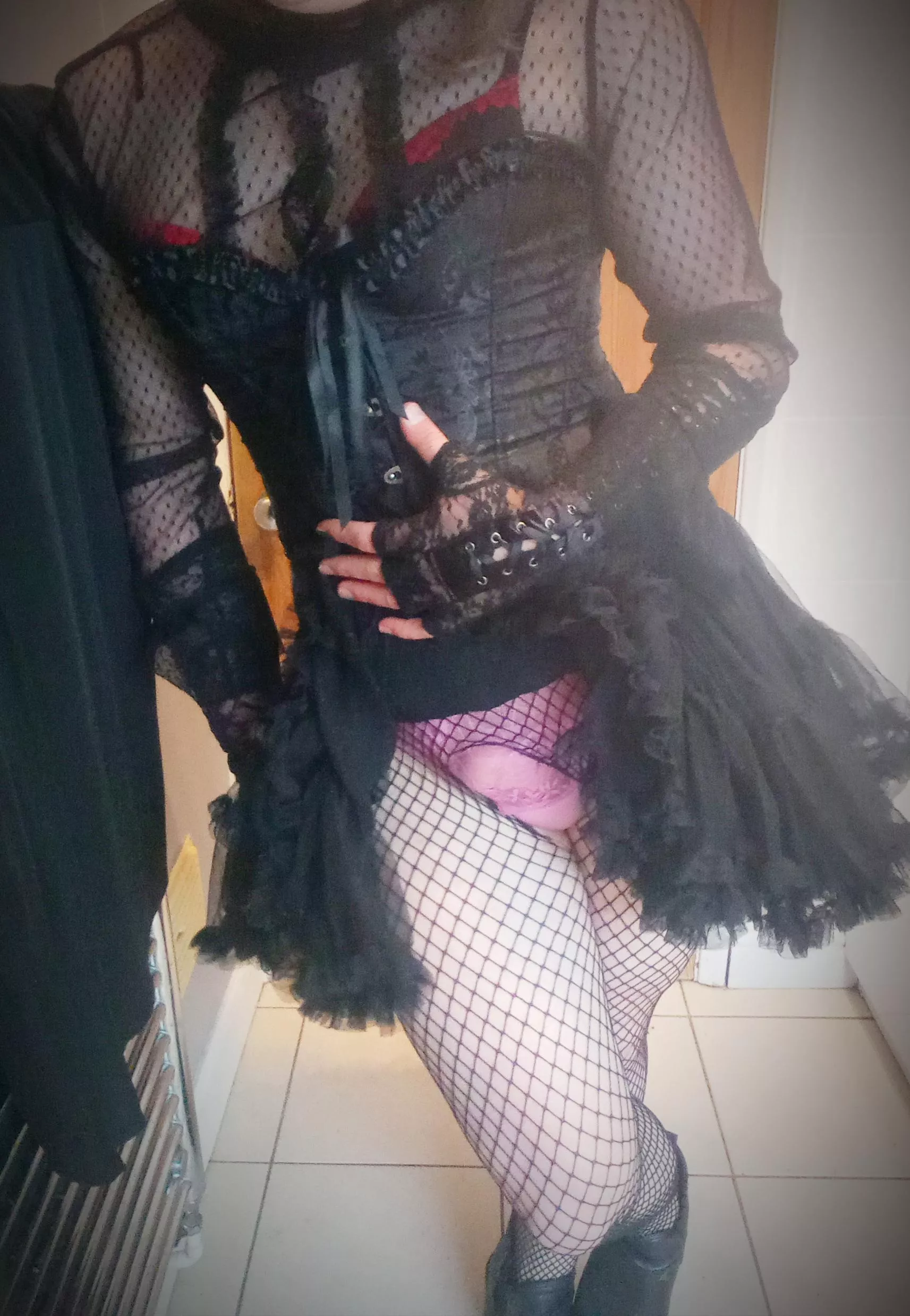 Giving you a little sneak peak.... 😜🍆