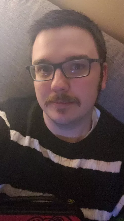 Having a good Friday night. Hows everyone else doing?