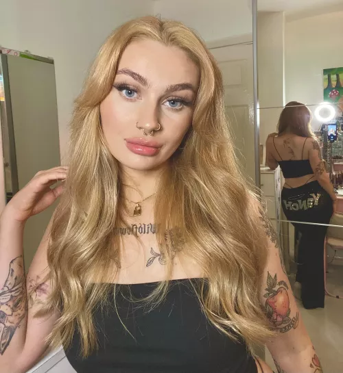 Hey! 🥰 You like my tatts? ( f22 )