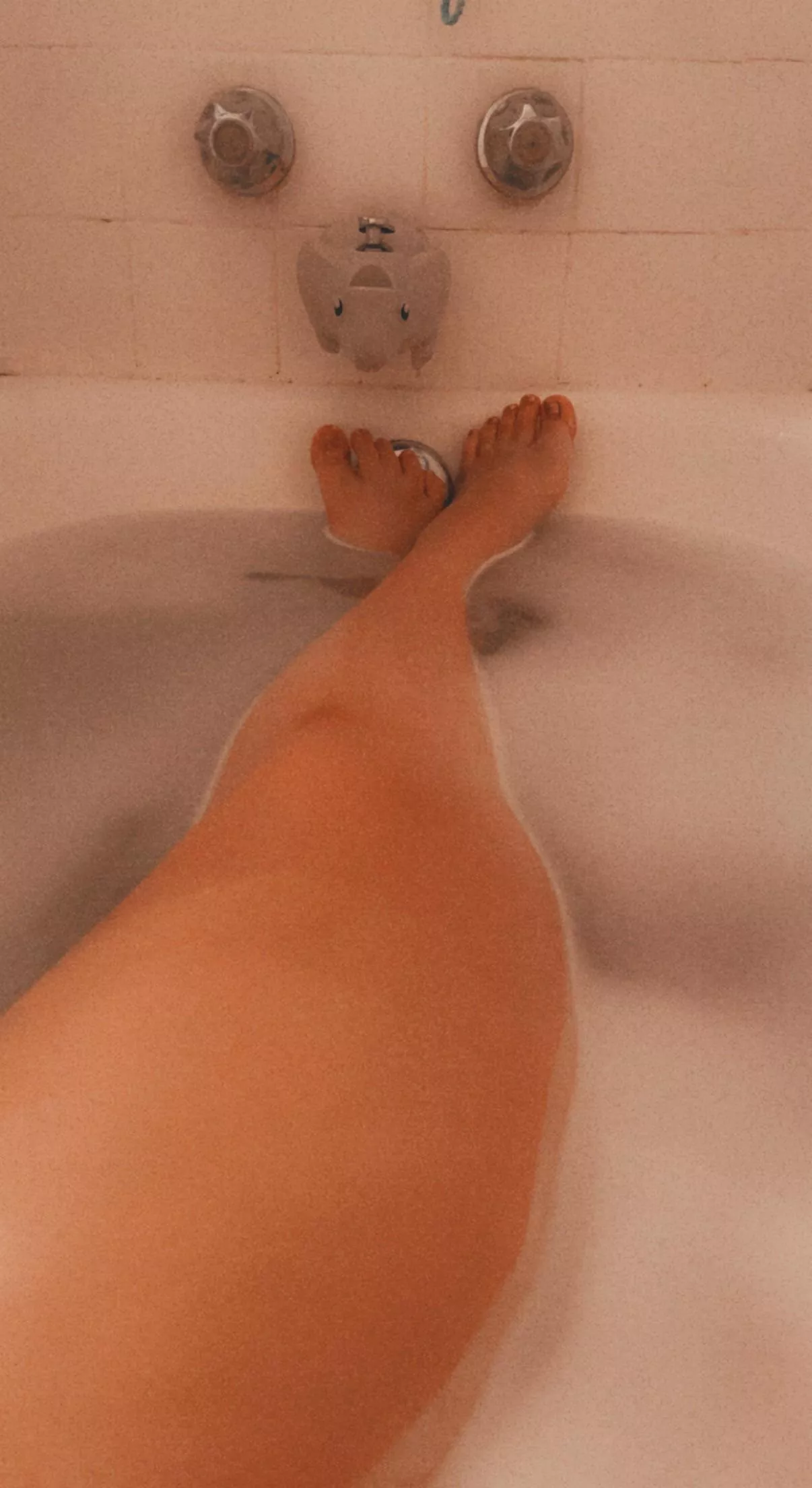 I feel like I have pretty feet 🙃