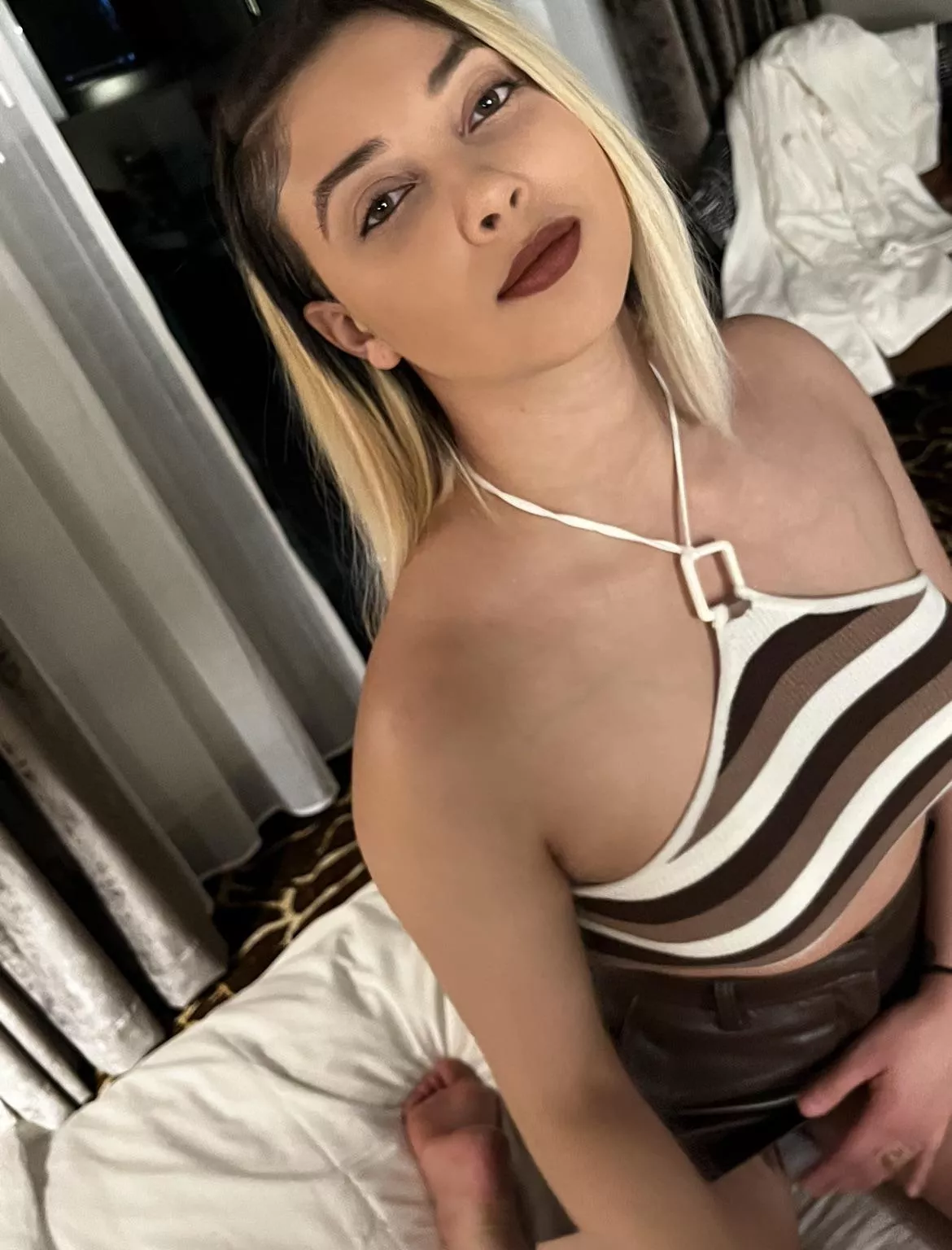 I’m A Baddie ; I’m Used To The Spot Light 💋 Message Me 🥰