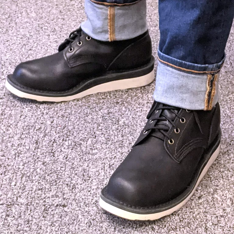 JK Boots 300 came yesterday. Stock boot took 4 weeks to arrive, but worth the wait.