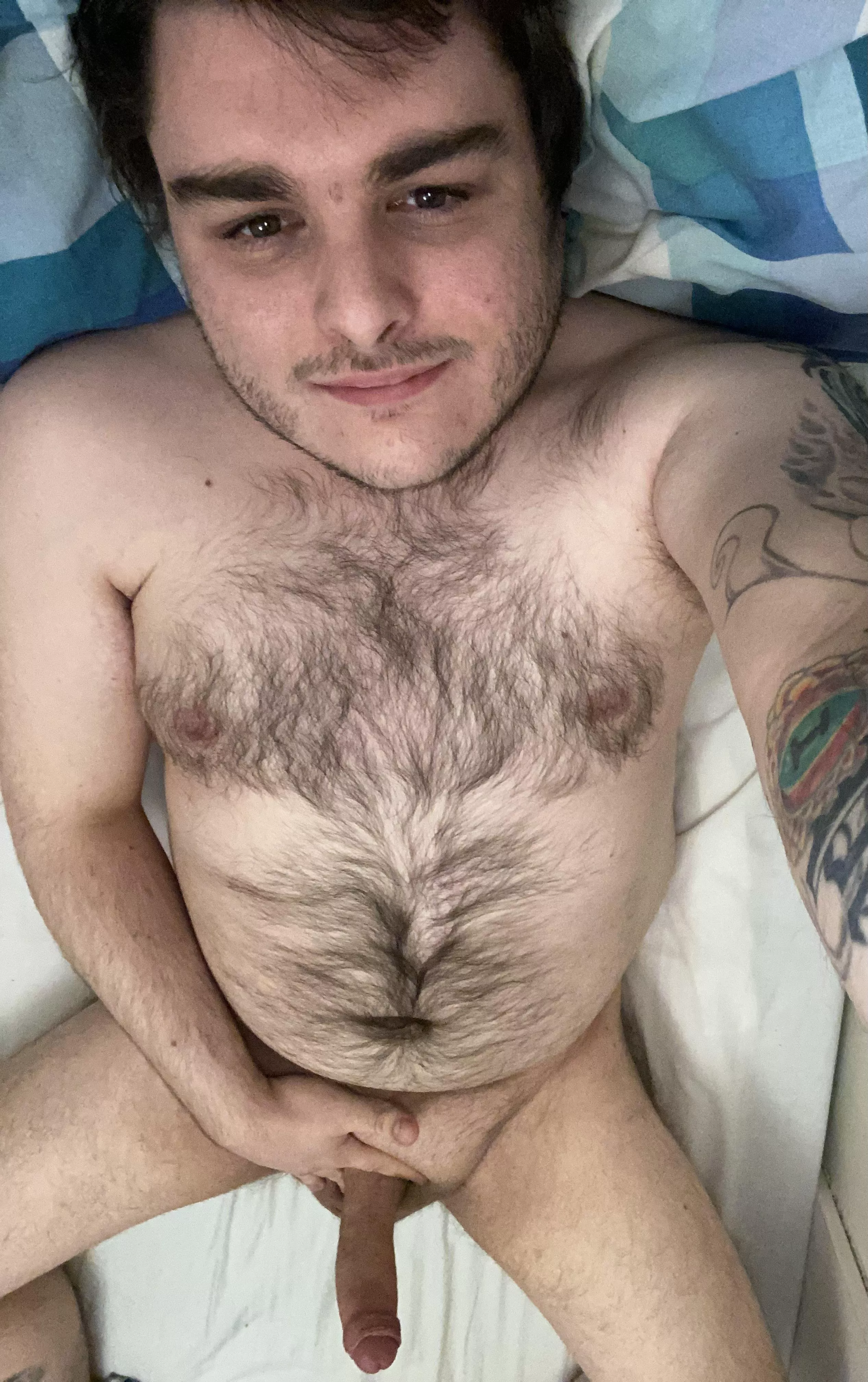 Just a thicc horny virgin