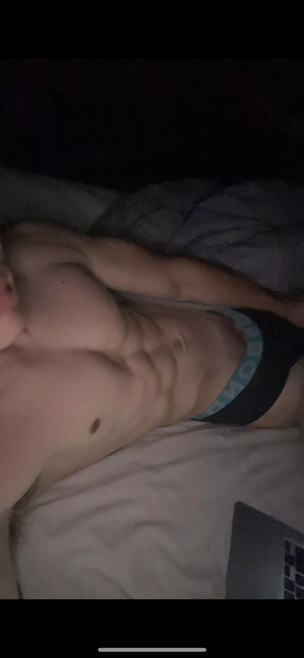 Looking for a smooth submissive tight pink hole