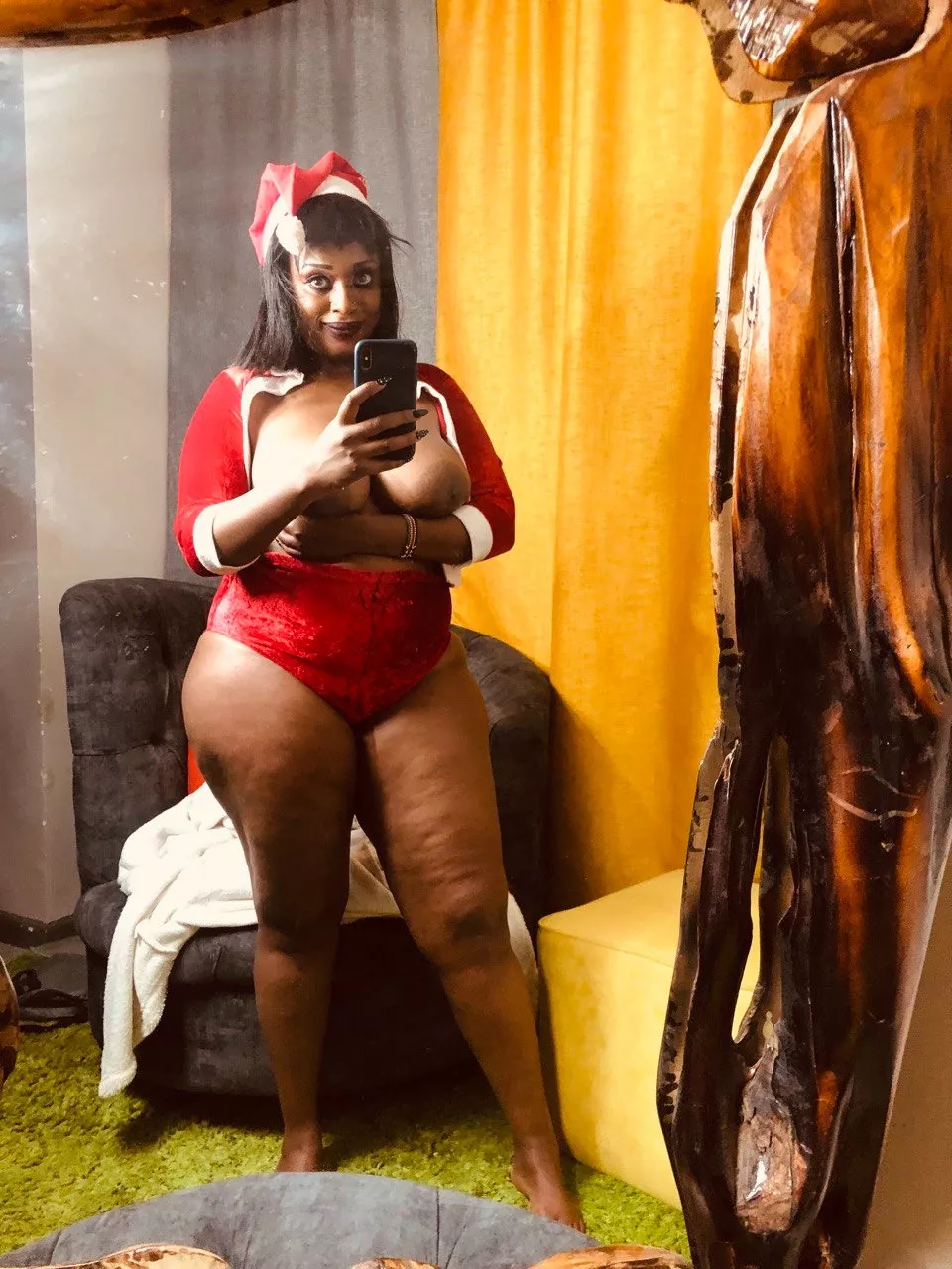 Looking for men who love curvy women