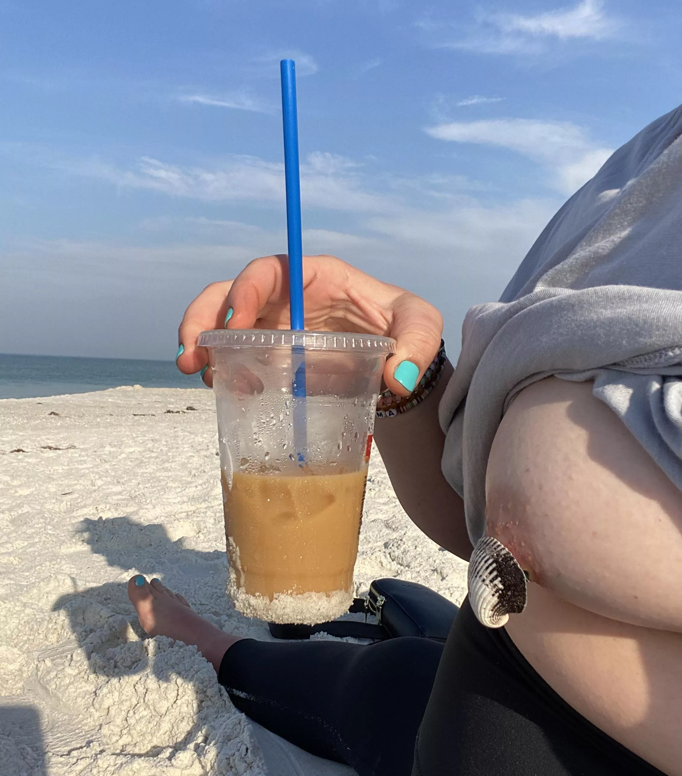 Morning cup hits different at the beach 🏖️🐚