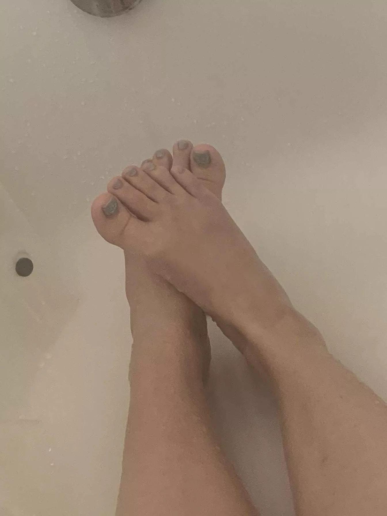 My toes in the tub!