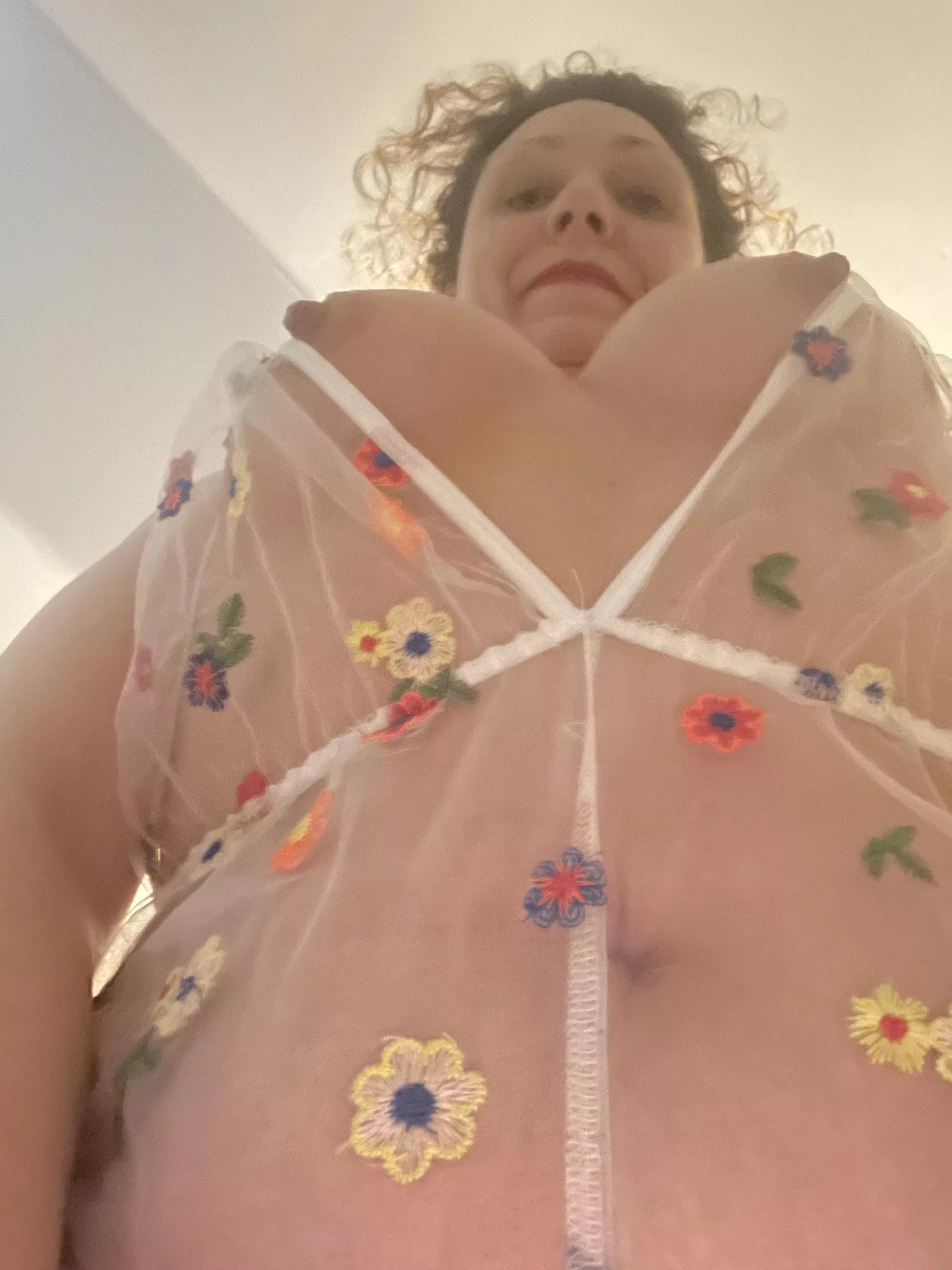 Saturday morning Milfie playtime