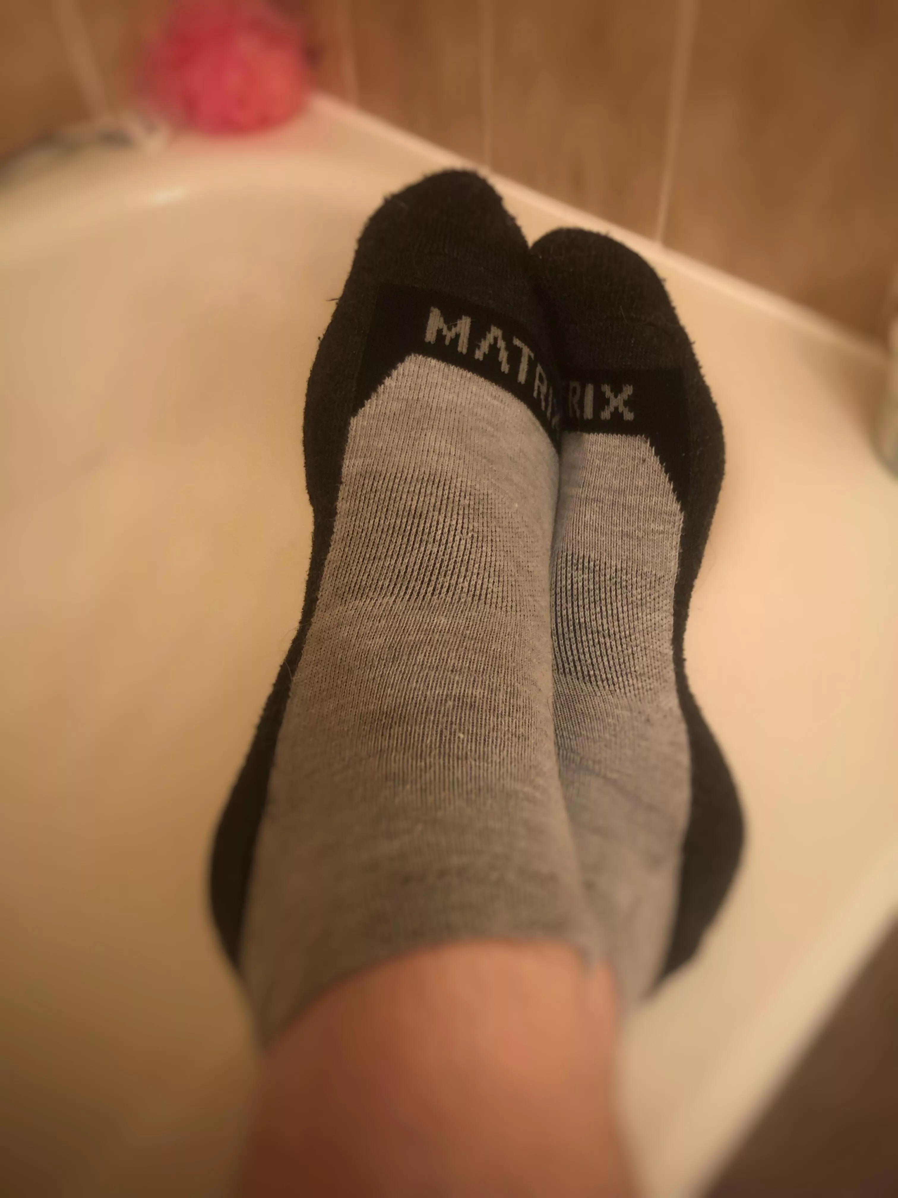 [selling] [canada] want to get sucker punched in the nose by my feet stank? Well these socks should do the trick. Been worn for 4 consecutive days in steel toed boots for 10-12 hour shifts. Menu 📌 in profile