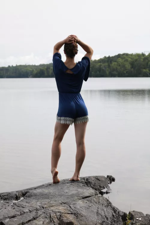 Strong Legs and a Beautiful View 😍