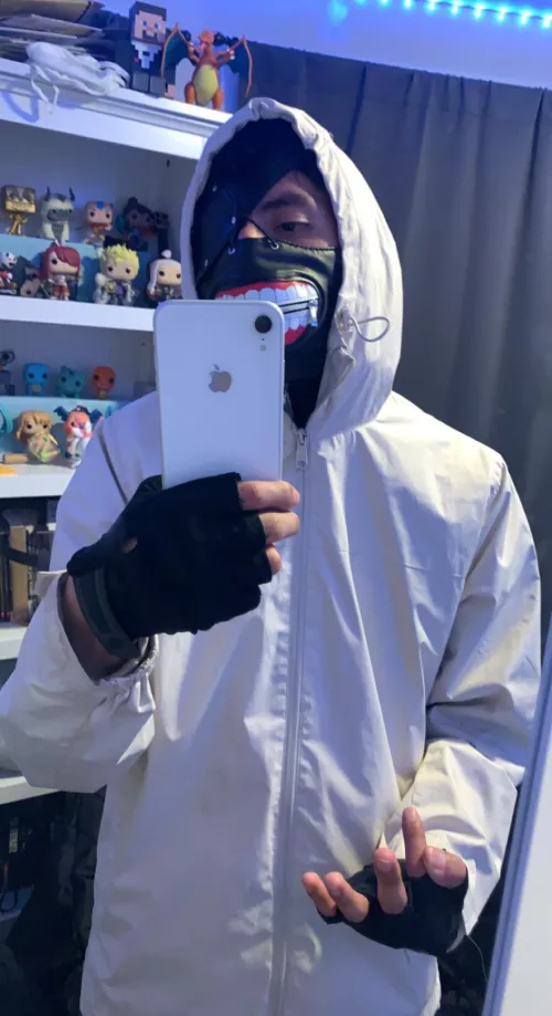 Sup. Anyone play league of legends here? I do xbox too. EST NA. Looking for a gamer partner in crime 😎