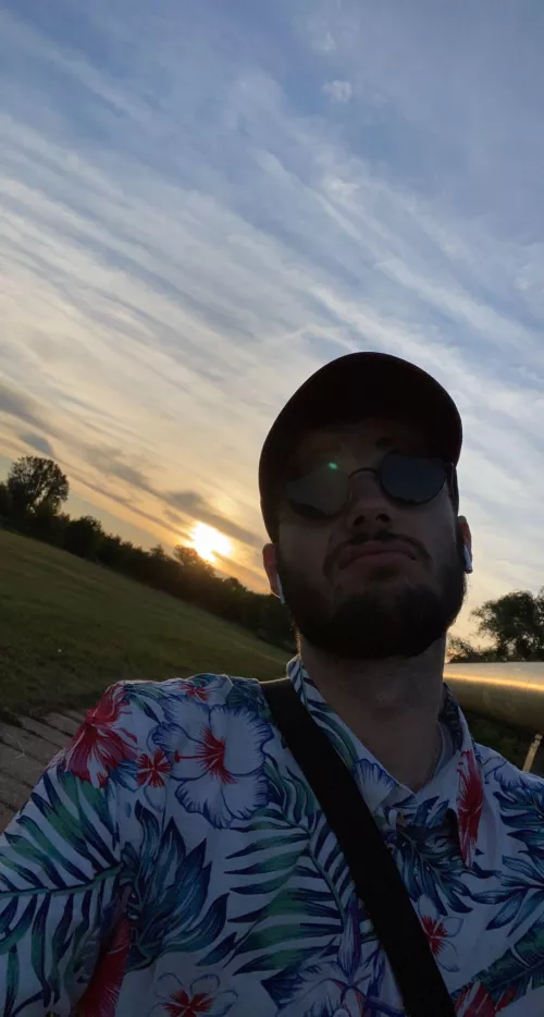 The reason why I don’t take selfies. I can’t keep a straight Face. Xd