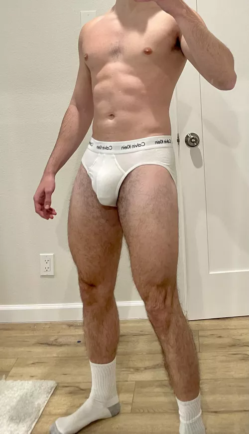 Three legs is better than two 🤭 Proof I’m still soft in DMs