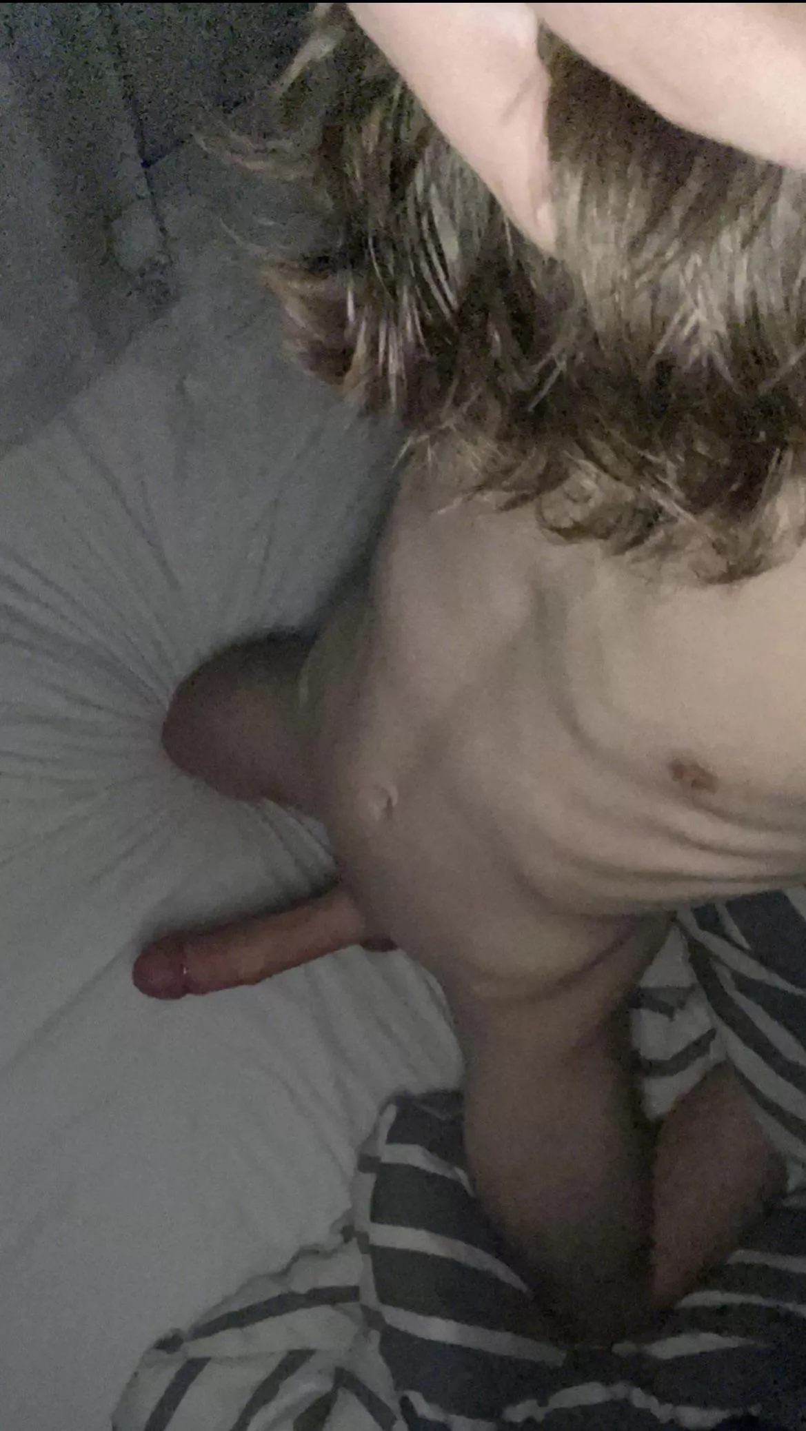 Who likes my body and cock