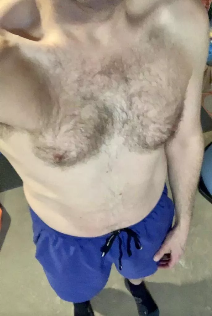 Who wants to help me stretch after my run