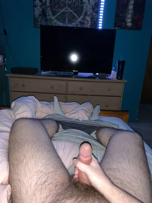 20 6ft5 Dom Top. Hmu and send face n age @zachcolliermax