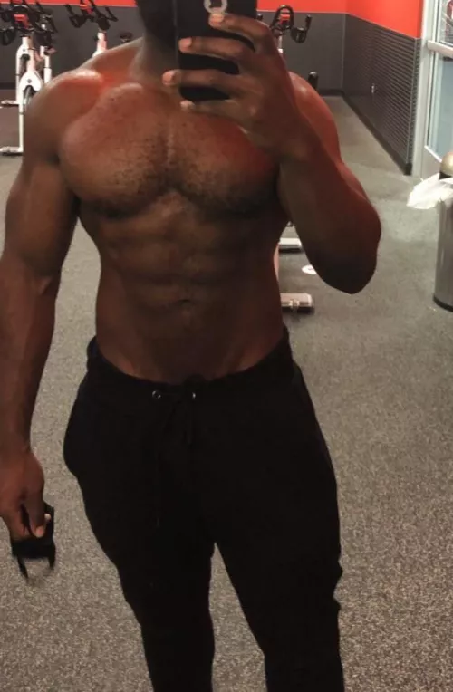 24 need a white hole to pound . Any takers?