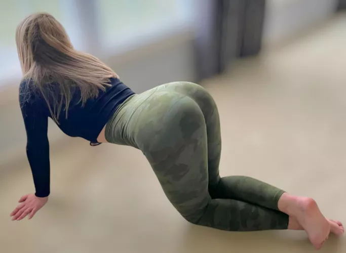 35F blending in with my Sunday camo yoga pants :)