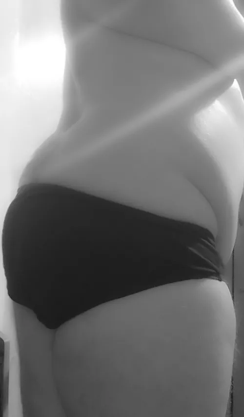 Bottom, hello there!