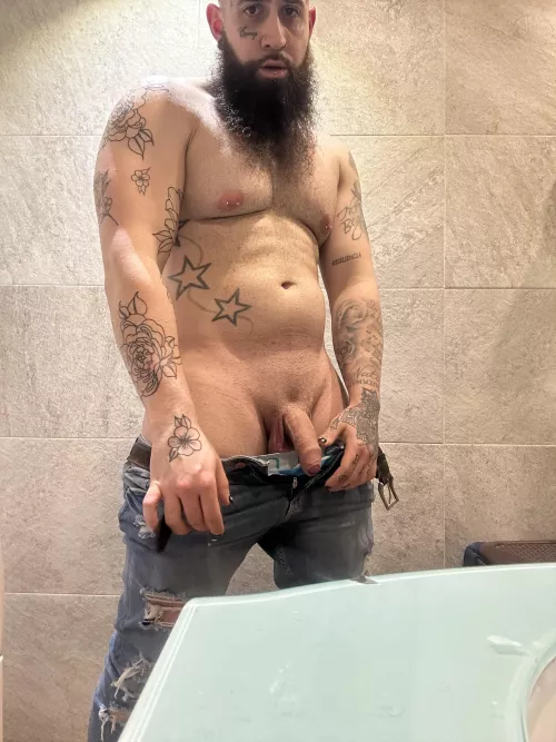 Can you help me undress? 🥵