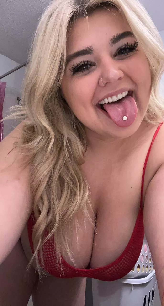 Chubby girls winning!