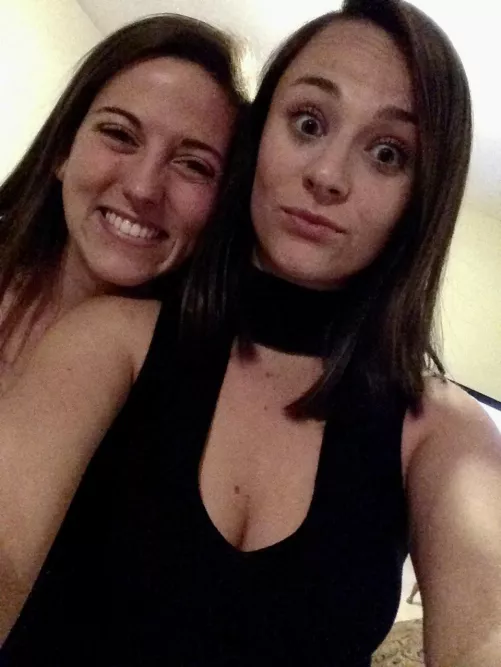 College besties: which one?