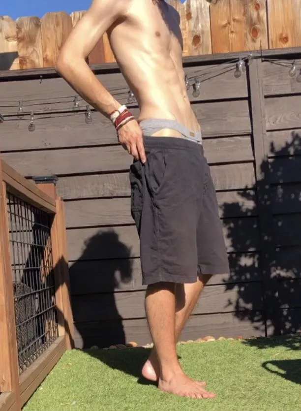 getting ready to take some pics outside :)