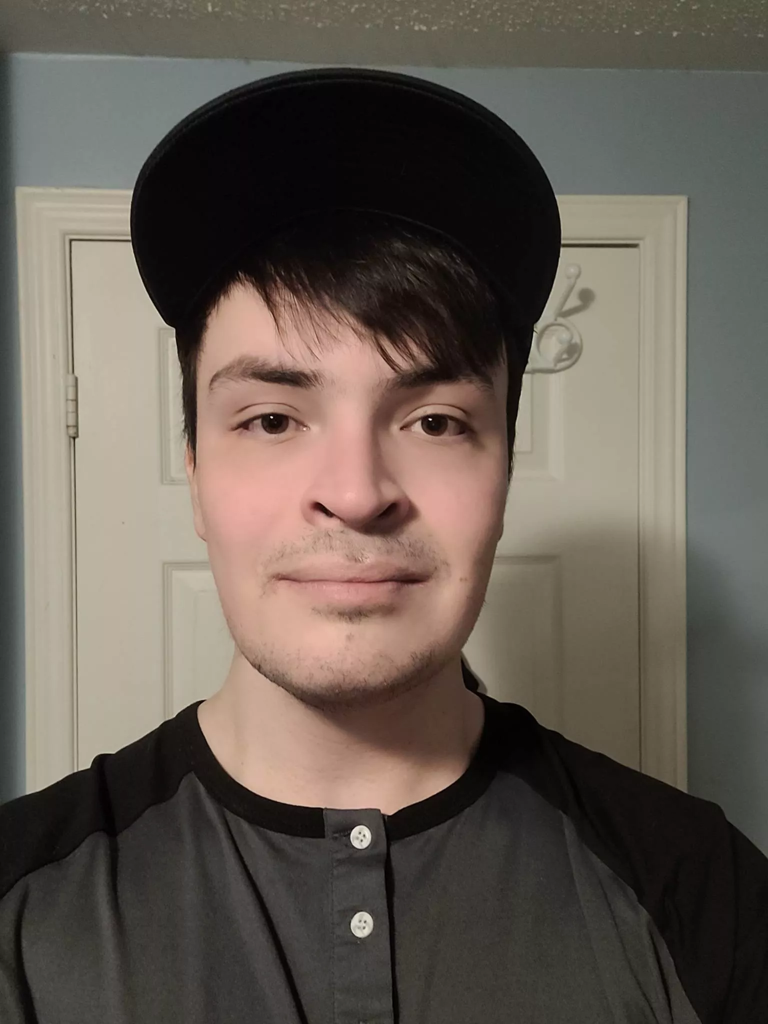 Happy Sunday! 24/M Looking to make friends!🙂😊