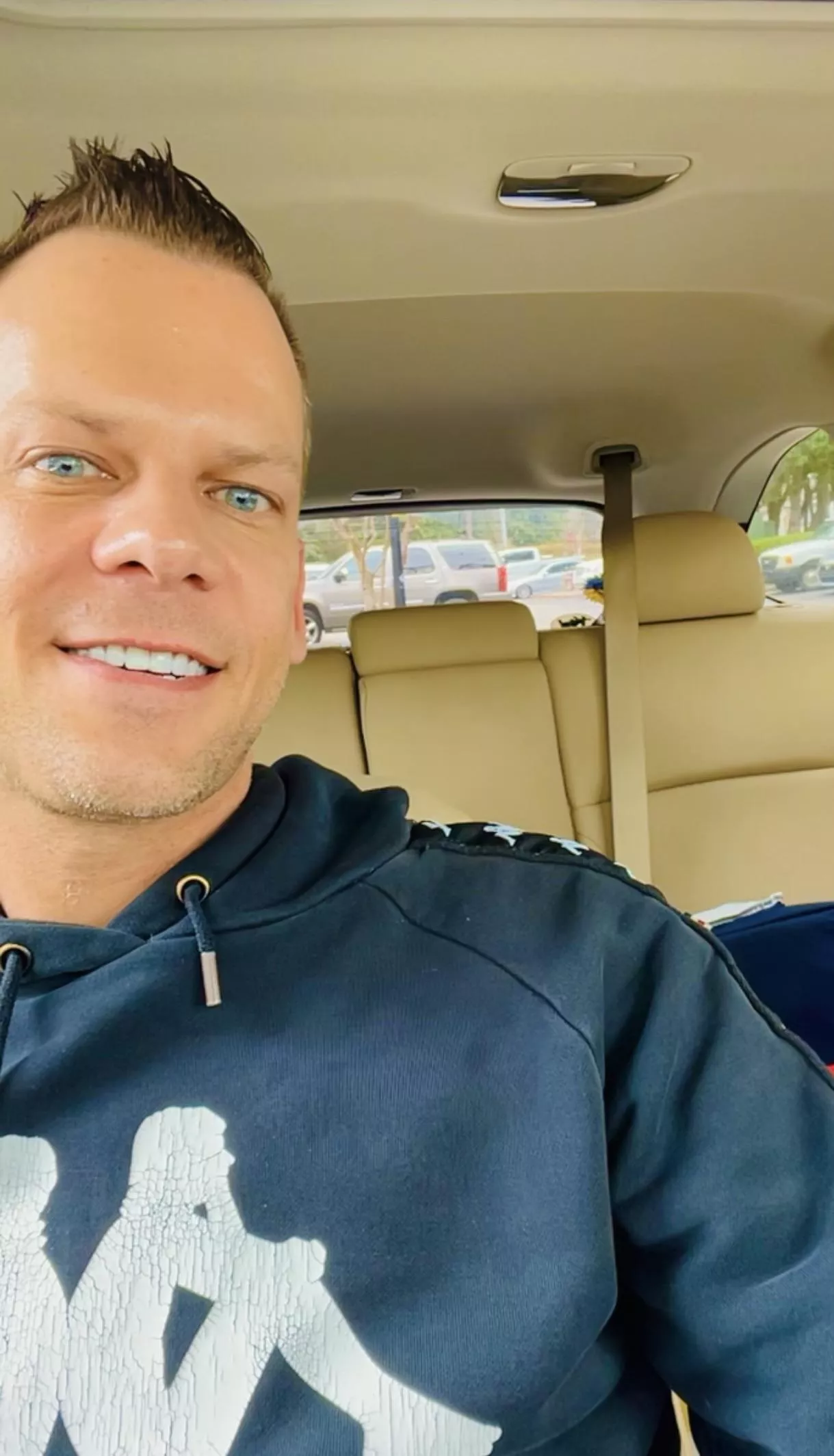 Here goes nothing…My 42nd birthday 🥳 🎂. Still the same skateboarding, vinyl enthusiast as yesterday. Where did time go?