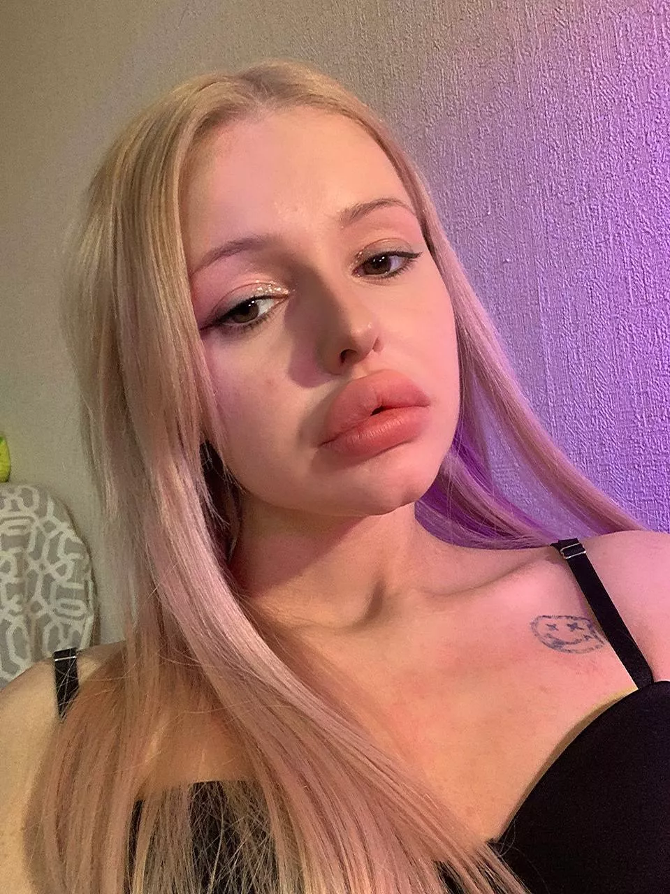 Hold me tight so I don't run away:)