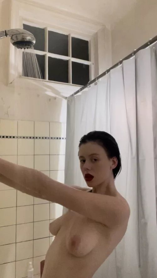 Hot shower 💦💦💦 my onlyfans in comments👇