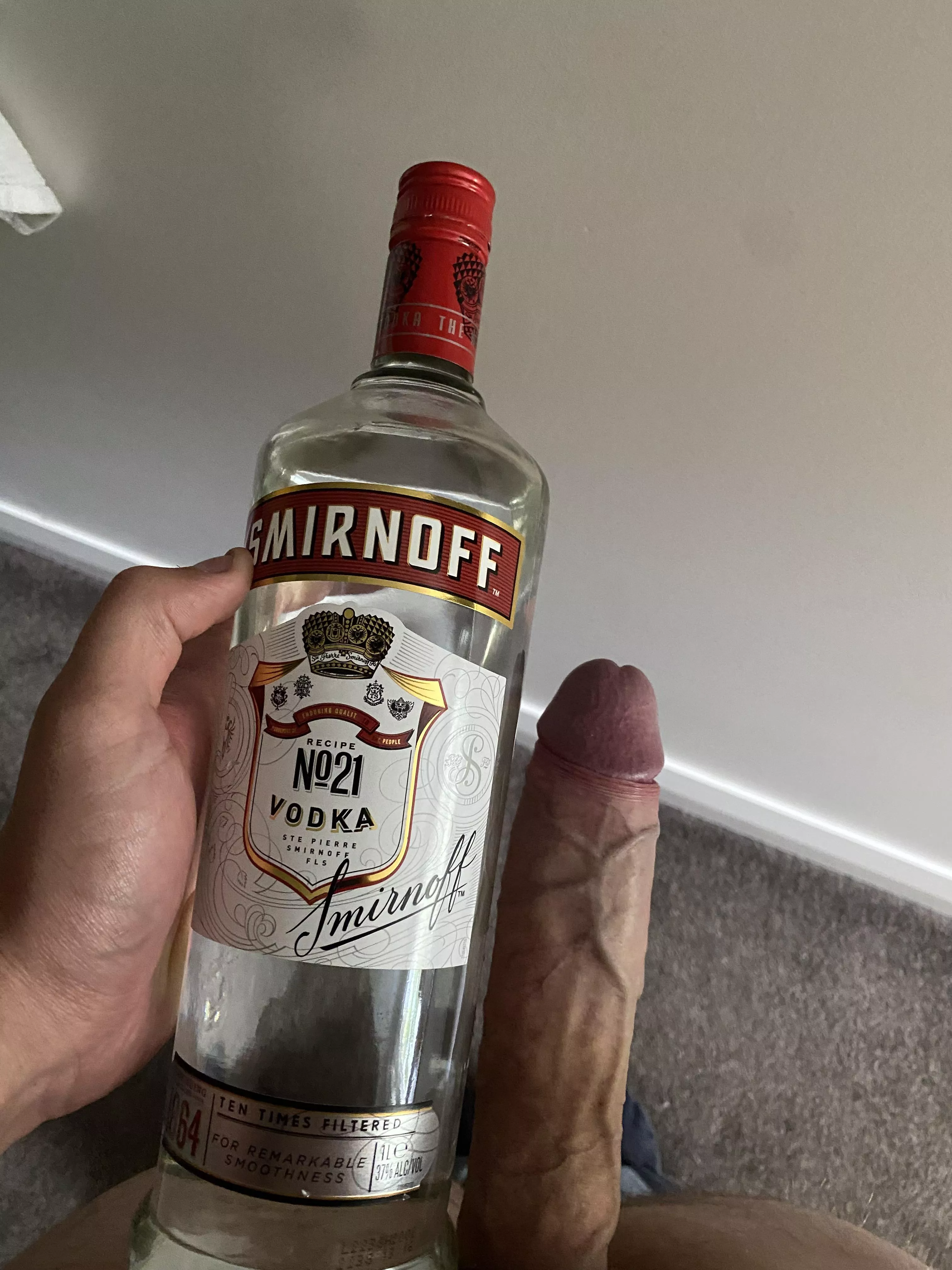 How do I compare 😬