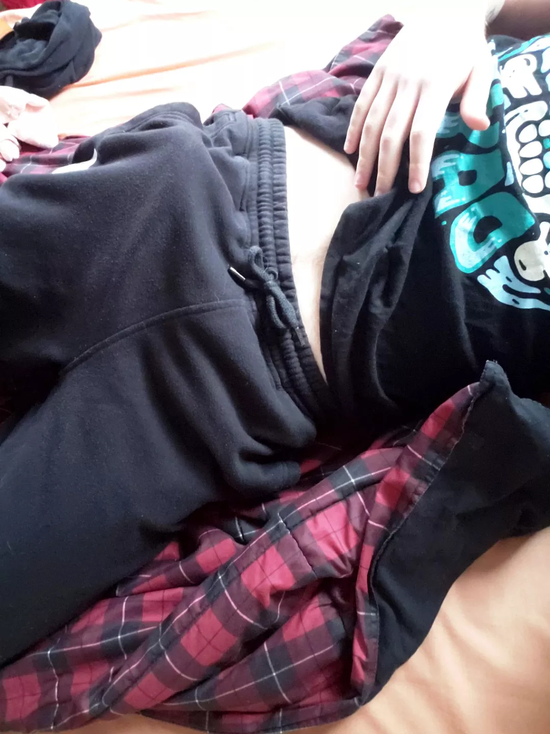 I wish I woke up to someone pleasing me