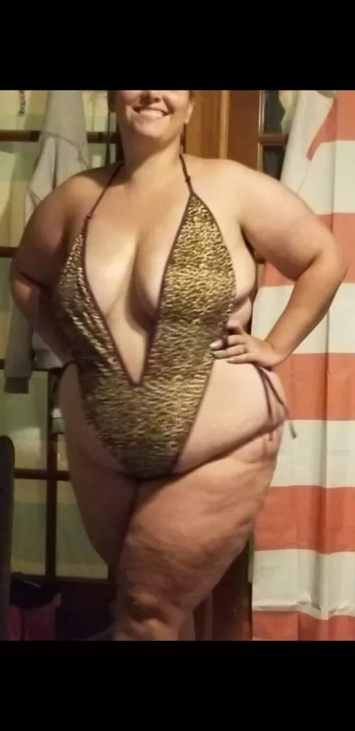 In love with this swimsuit!! 😍