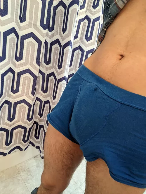 it's, hard...to stay focused when you're so horny...