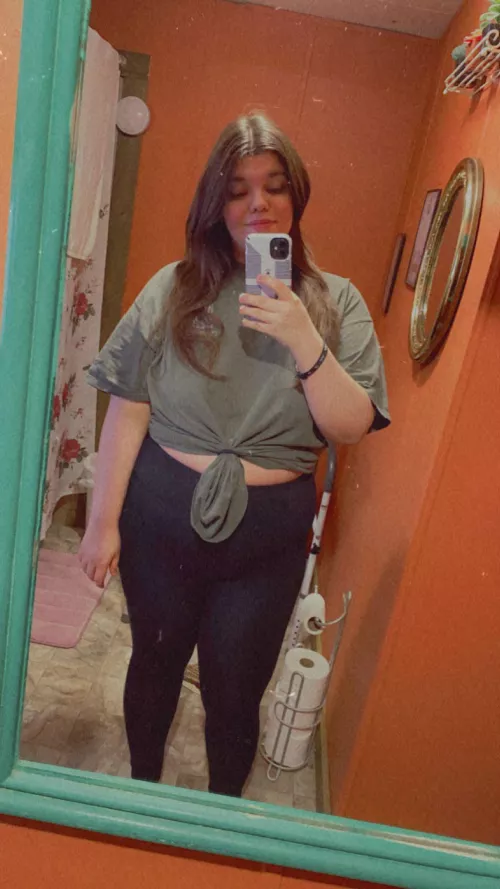 I’ve been feeling insecure about my body lately, wanting to have some confidence. what do you think? 😊