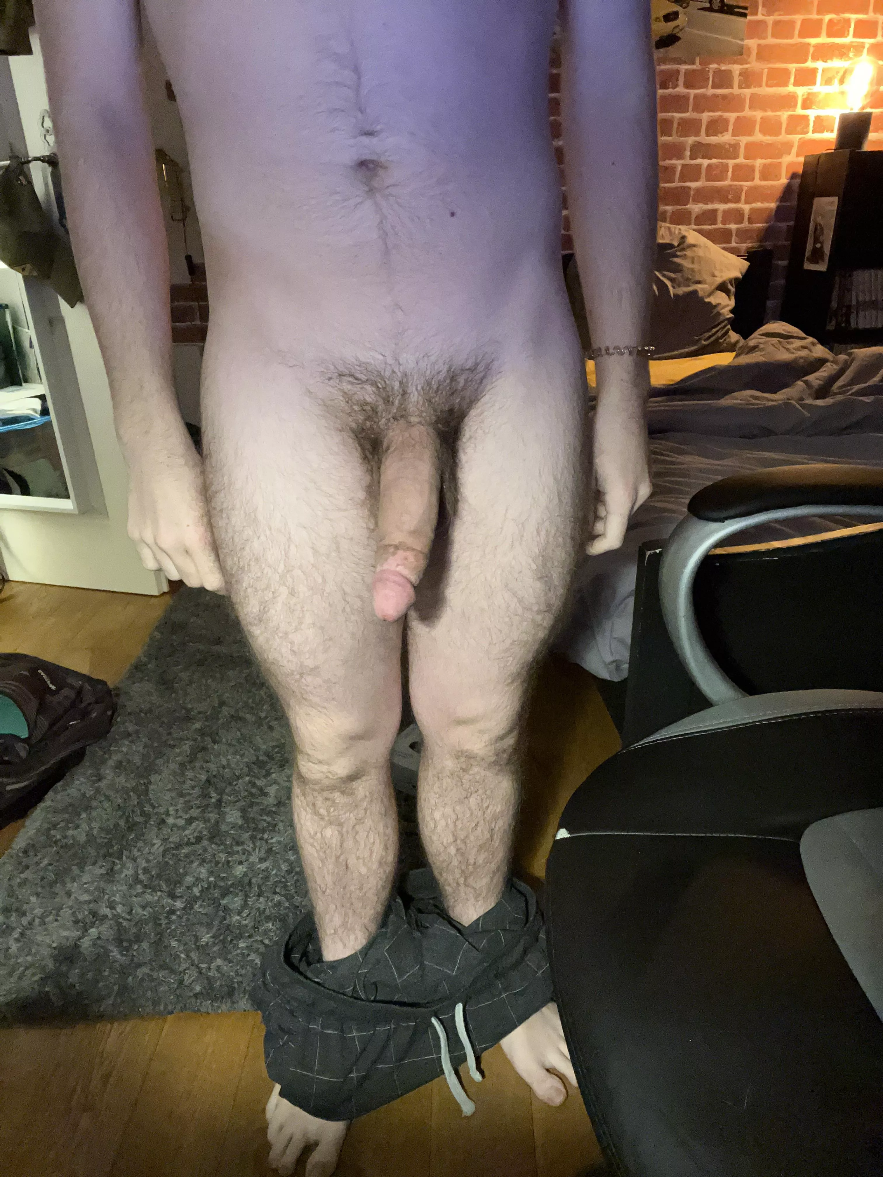 Mind helping me getting this bad boy up ?