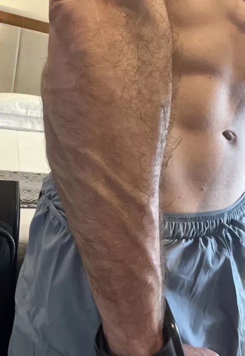 My forearms look better with my hand around your neck but this will have to do for now