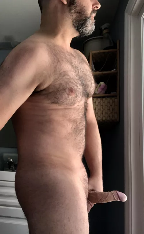 One of the best possible ways you could spend your Sundays, is being ravished by a Dad, in many different ways. (42)