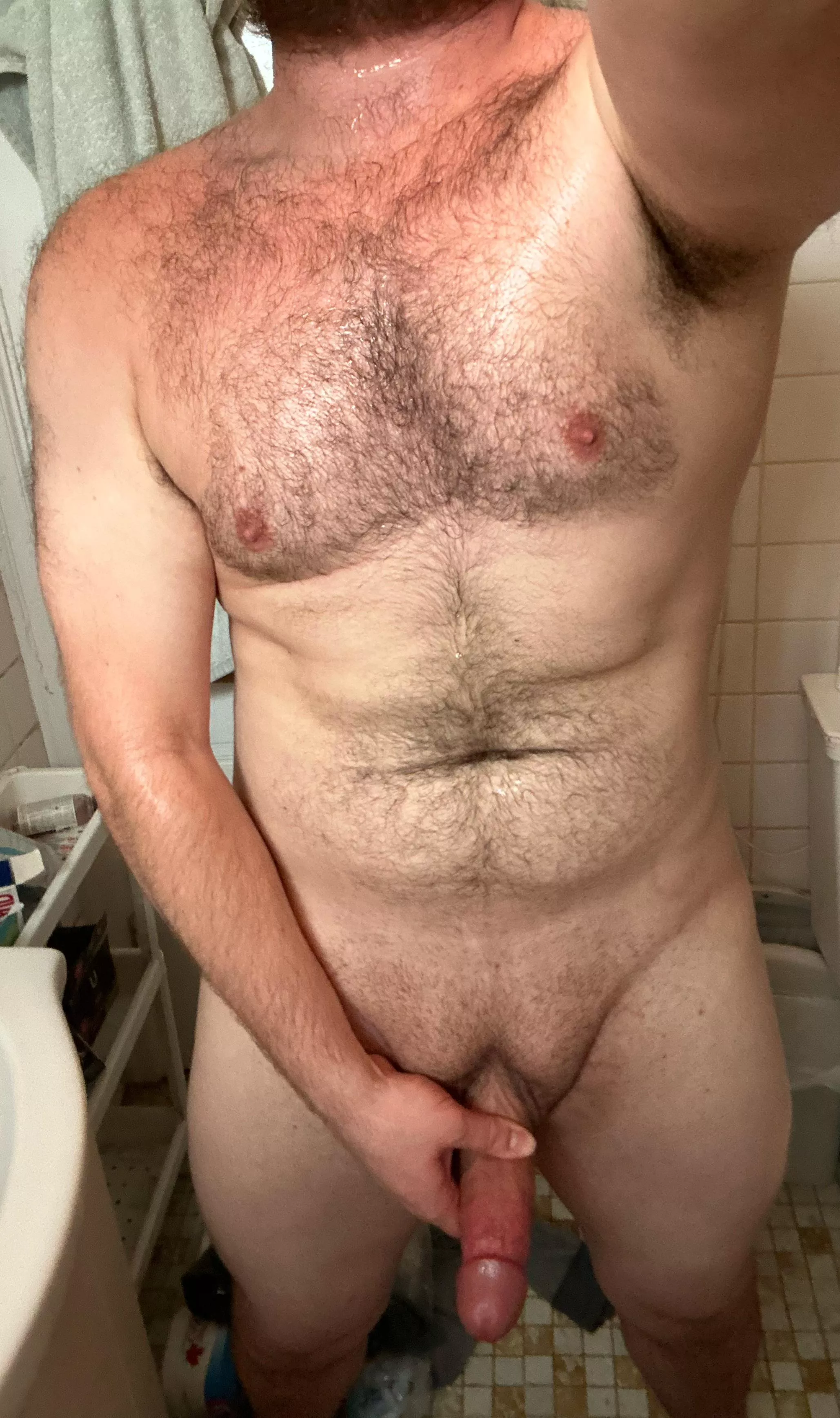 Ready to suck a big sweaty dick?😈