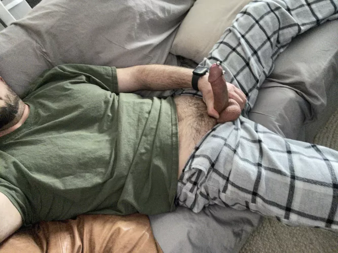 Snuggle buddy flaked, anyone wanna cuddle up to this otter? (34)